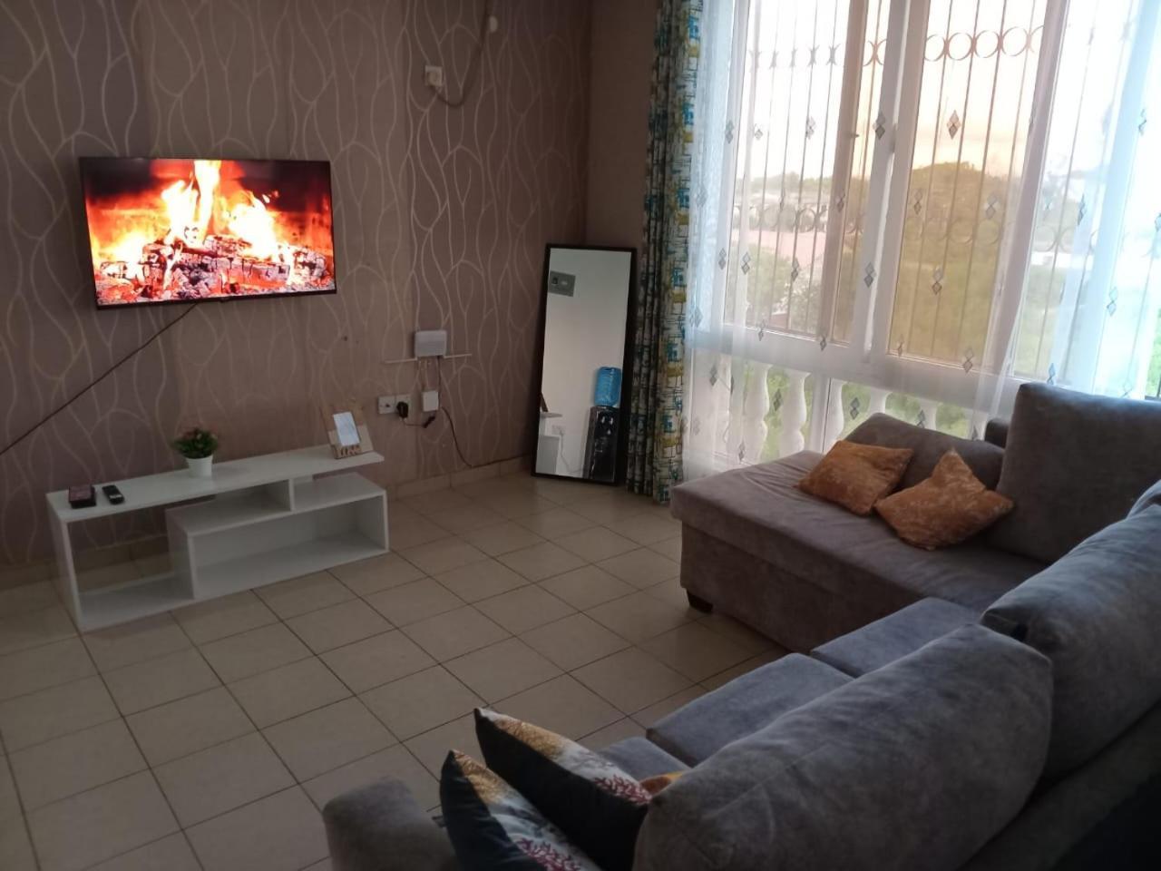 Pretty Oceanview 1 Bedroom Shanzu Mombasa Esterno foto